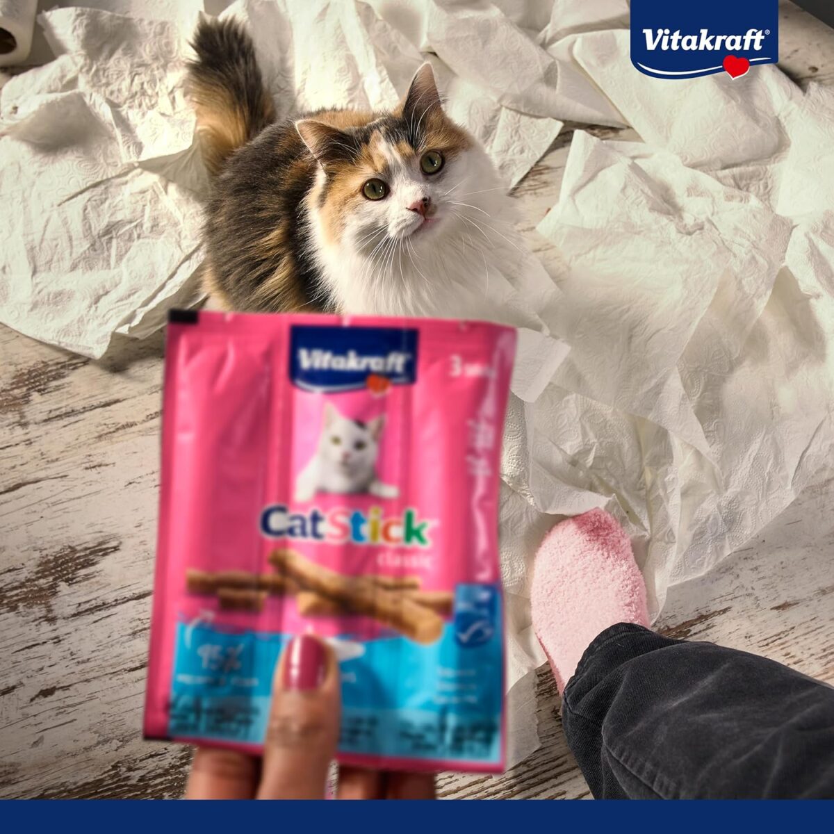 Vitakraft Cat Stick Classic, Katzensnack, fleischige Mini-Sticks, mit Lachs, in Vorratsgröße, ohne Zusatz von Zucker und Getreide (10x 36g)